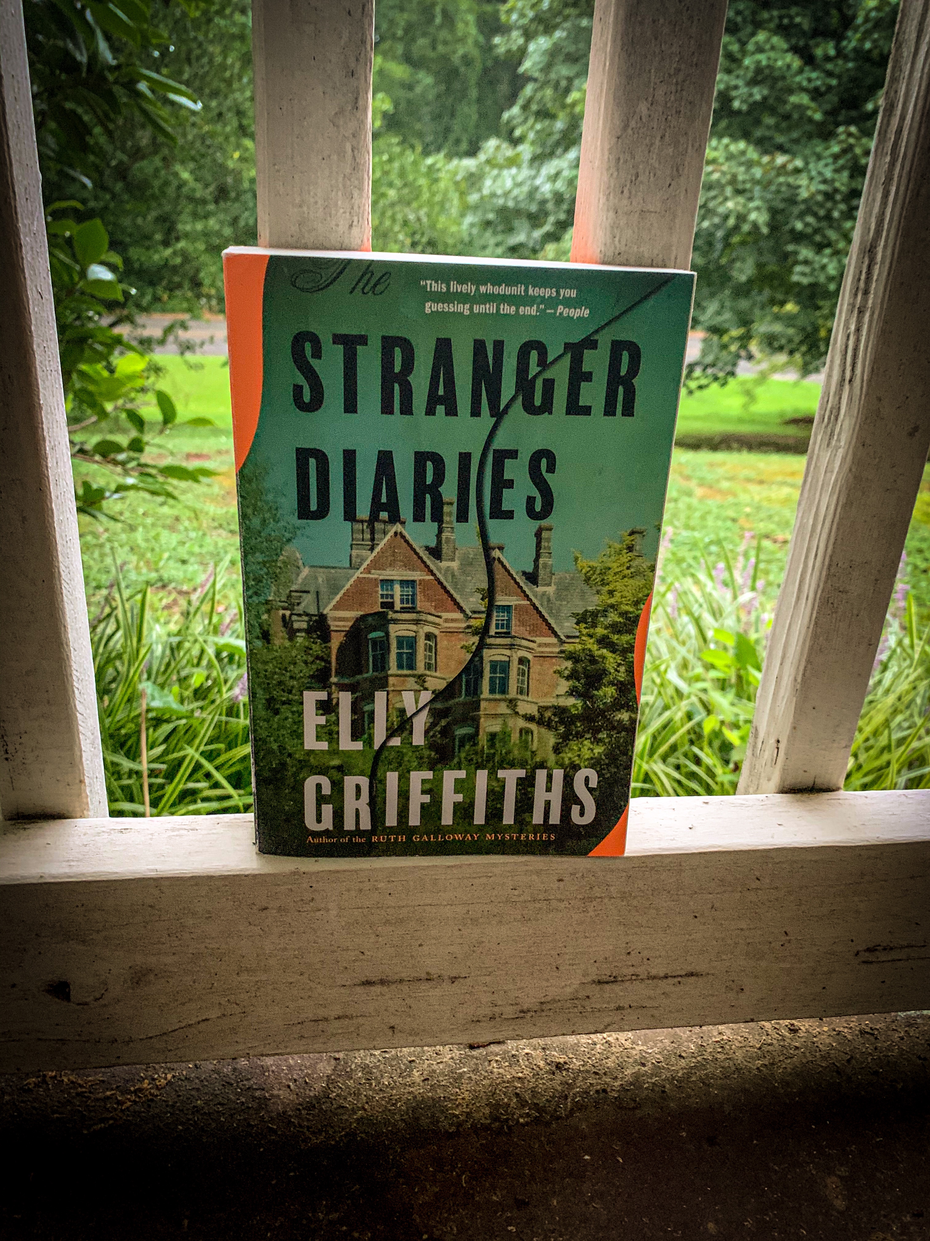 Button to Purchase The Stranger Diaries Books